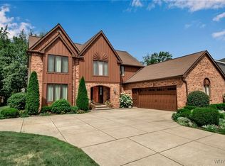 48 Wagon Wheel Dr, East Amherst, NY 14051