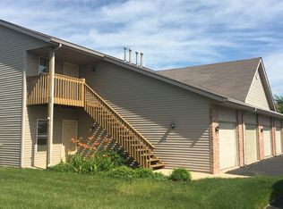 4979 Pine Cone Ct, Loves Park, IL 61111