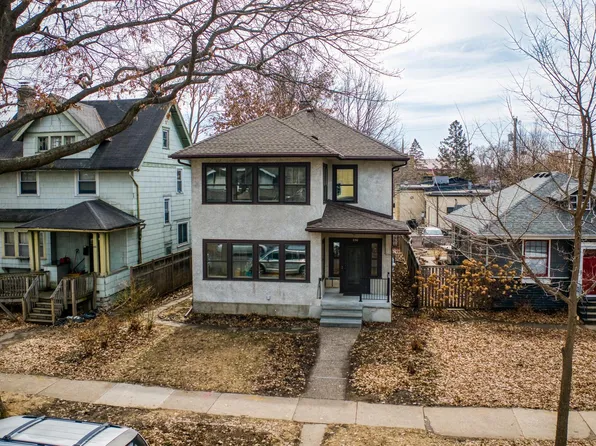 896 Ashland Ave, Saint Paul, MN 55104