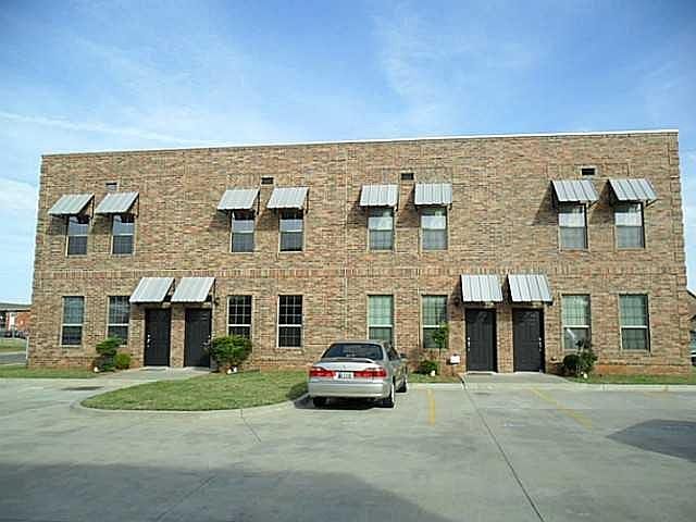 1st image of 204 Chalmette Dr Unit 3