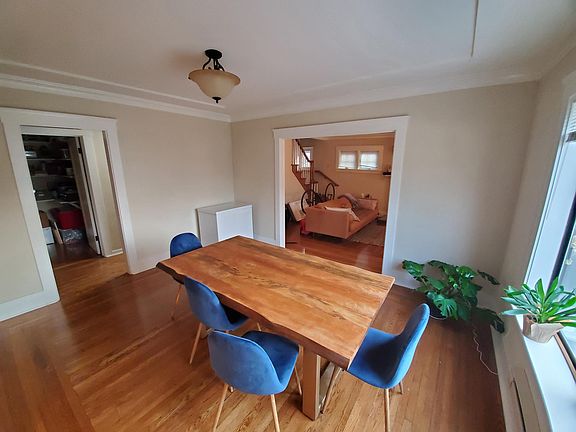 4th image of 550 Park Ct