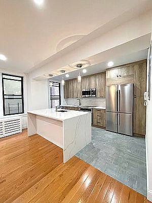 3rd image of 865 W End Ave APT 2C