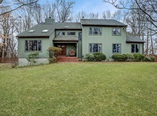 12 Quaker Hill Dr, Croton On Hudson, NY 10520