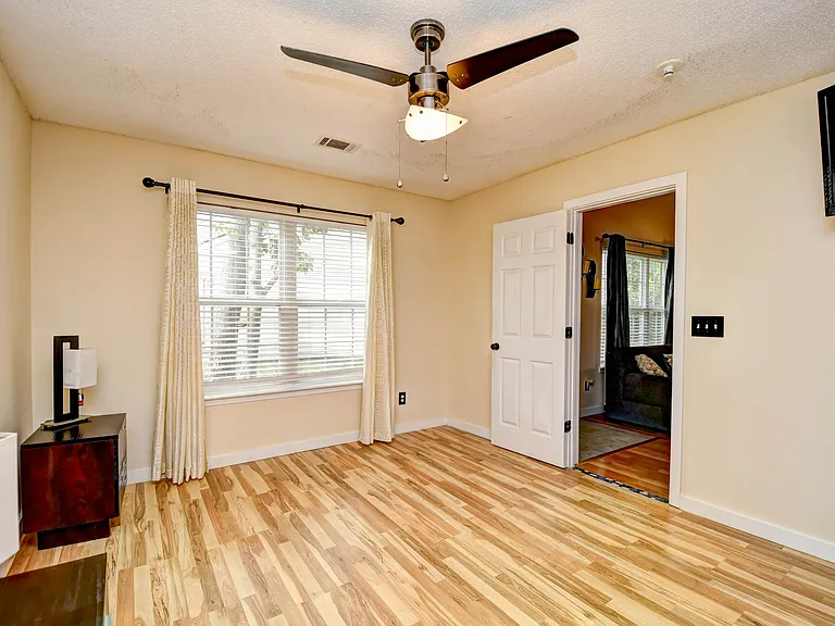 1038 Portico Loop — Photo 5