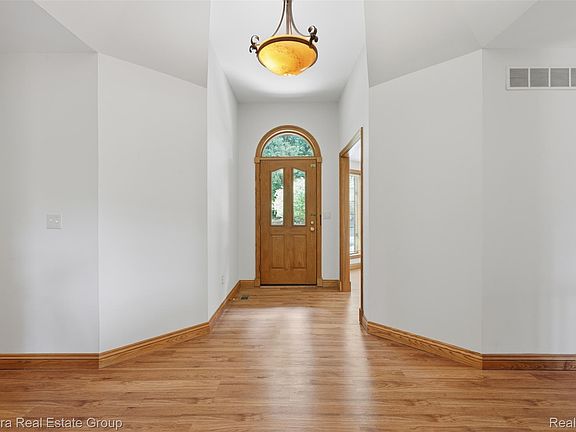 3rd image of 8636 Hidden Lake Dr