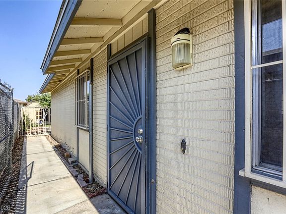 5th image of 729 Concrete Ct