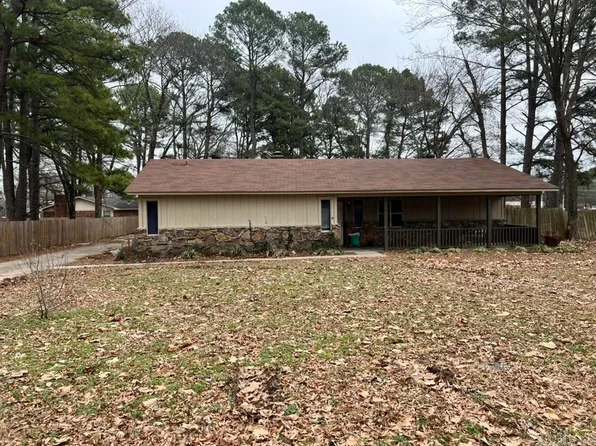 2 Shady Lane Dr, Conway, AR 72034