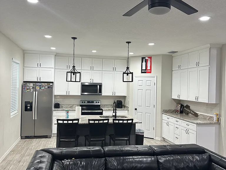8924 N Highland Ave — Photo 13