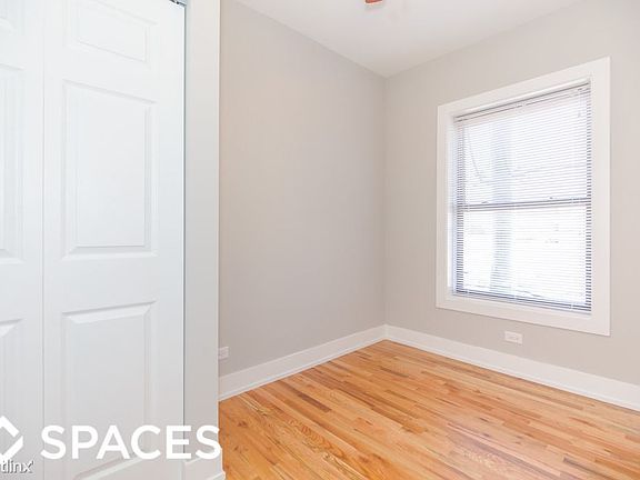 4th image of 820 W Cuyler Ave #822-224