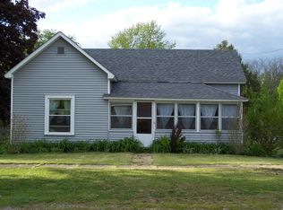 93 E Ash St, Cedar Springs, MI 49319