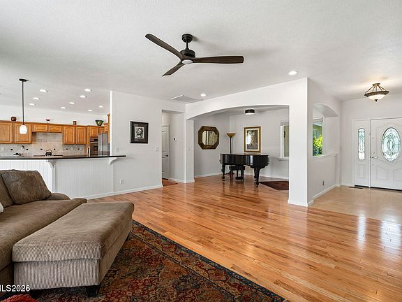 5th image of 308 San Roma Dr