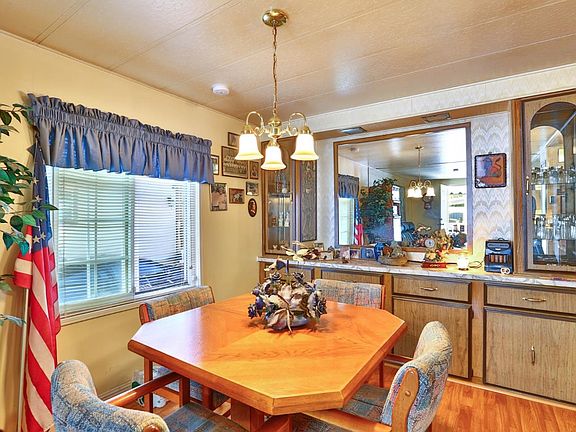 5th image of 231 El Bosque St #231