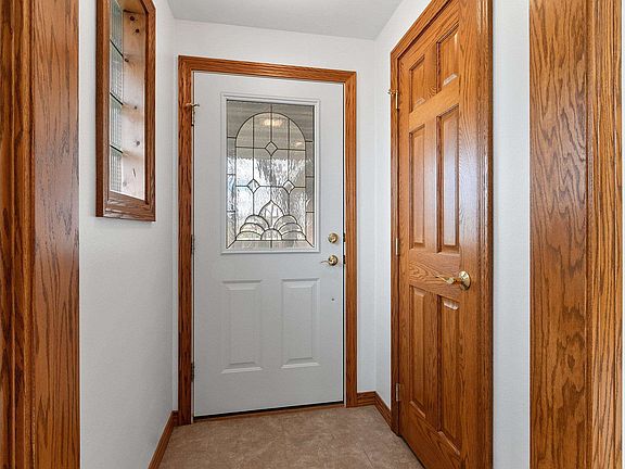 5th image of 1768 North Rd