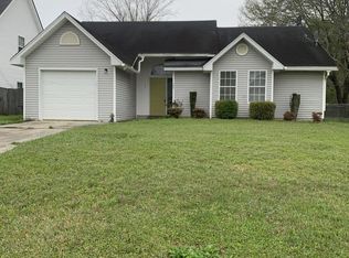 147 Pecan Grove Ave, Goose Creek, SC 29445