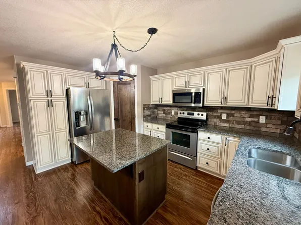 2045 Prairie Hill Dr, Fort Collins, CO 80528