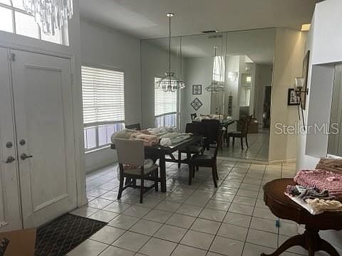 3rd image of 1379 Henry Ave
