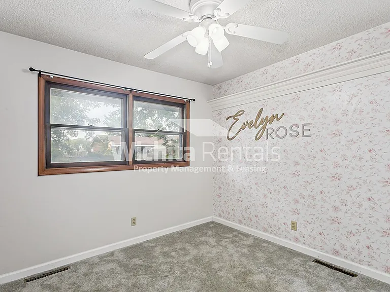1418 Money St — Photo 9