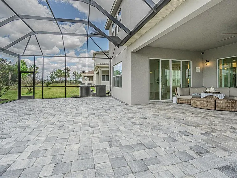 32353 Rosewood Meadow Ln — Photo 49