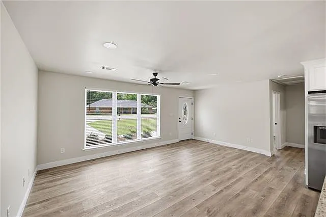 410 W Cypress St — Photo 5