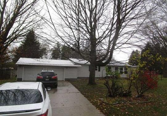 1st image of 9410 Peck Rd