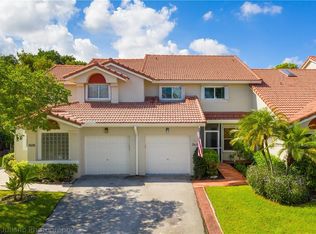 7610 Pinewalk Dr #128, Pompano Beach, FL 33063