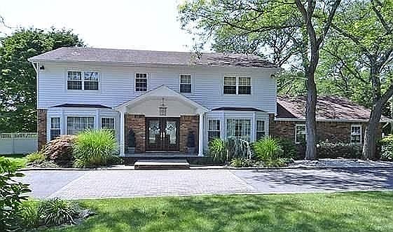 1st image of 21 Winthrop Dr