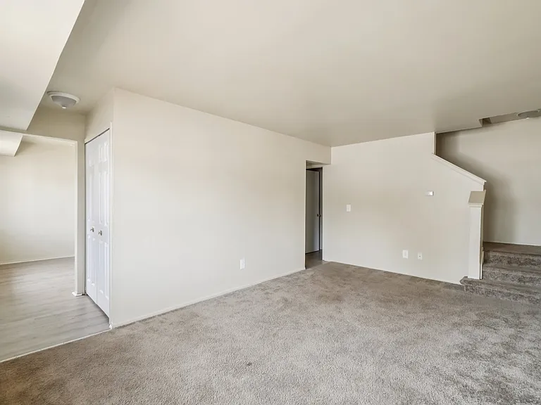 Creekside Apartments — Photo 22