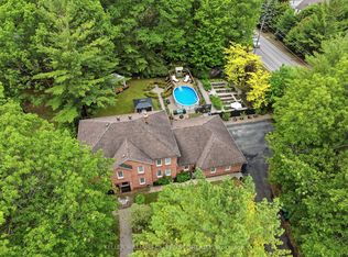 2 Seeley Ct, Wasaga Beach, ON L9Z 2A7