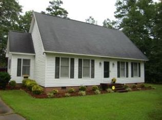 3953 Buckingham Cir, Lumberton, NC 28360