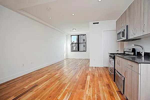 Rented by Platinum Properties | media 14