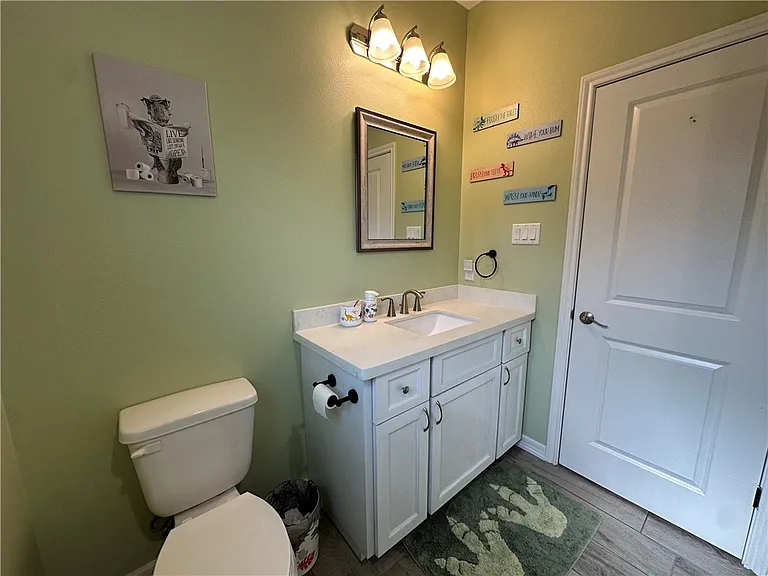 1807 Bay Landing Dr — Photo 24