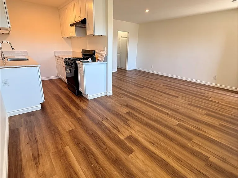 1651 Golden Gate Ave #6 — Photo 1