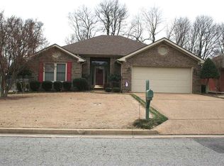 1209 Live Oak St, Dyersburg, TN 38024
