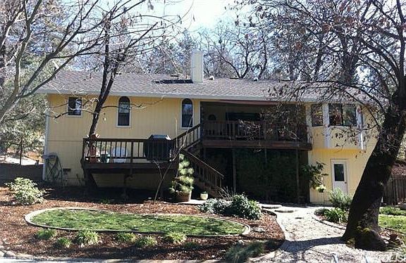 2nd image of 1659 Country Club Dr