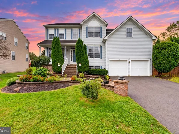 9 Kingstone Ln, East Windsor, NJ 08520