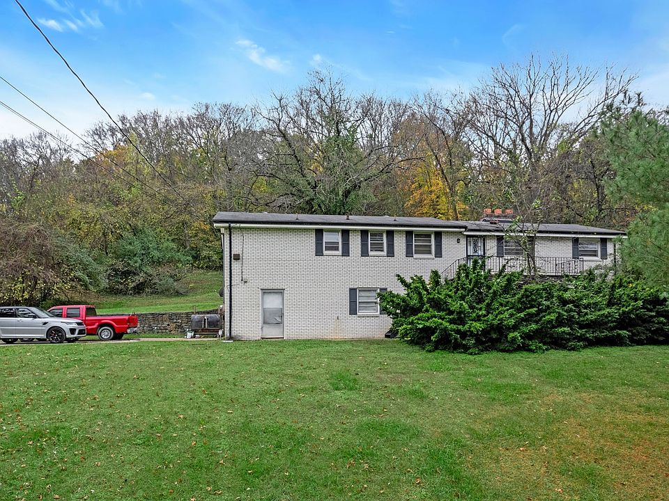 1st image of 4081 Fairmeade Dr