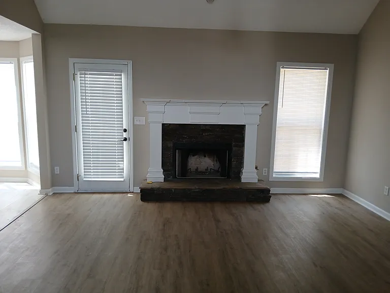 791 Brooks Rd — Photo 4