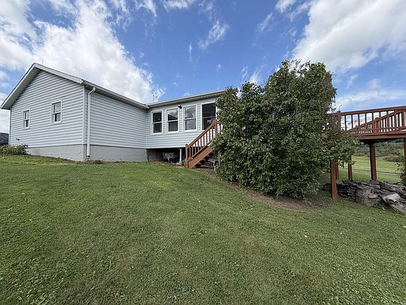 5th image of 995 W Hill Rd