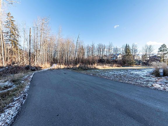 3rd image of 200 Ste Anne Trl #55107