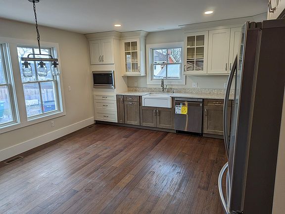 4th image of 315 E Main St #B