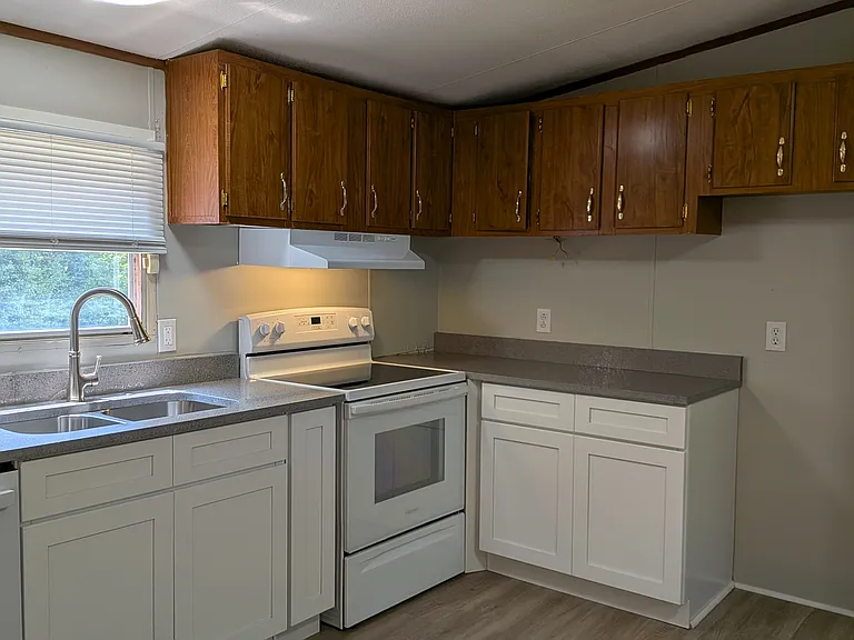 806 Wall Rd — Photo 3