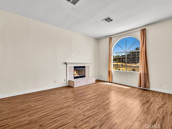 4th image of 58832 Natoma Trl