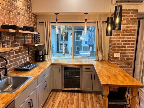 Who is ready to cook in this stunning kitchen?
