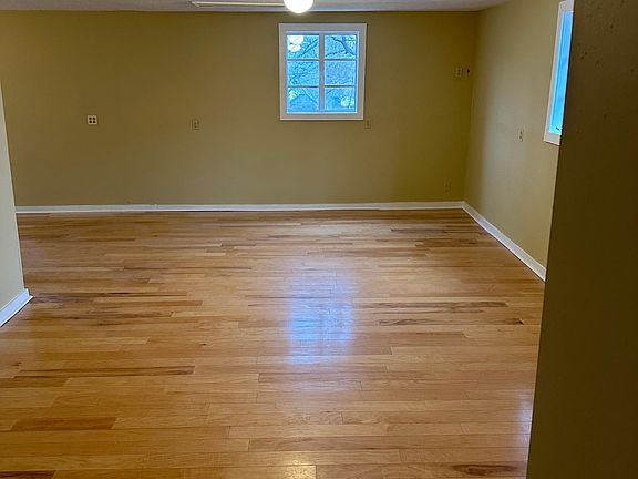 3rd image of 518-2 W Loveland Ave