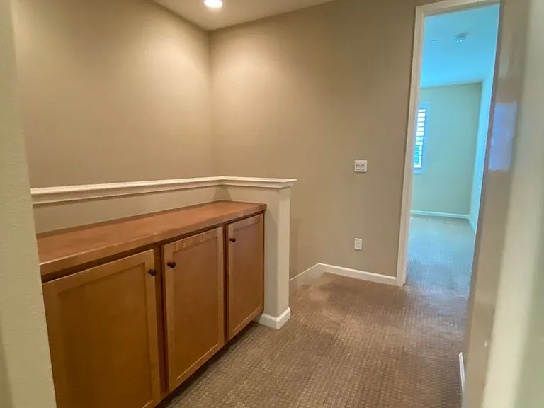 1053 Catalina Dr — Photo 13