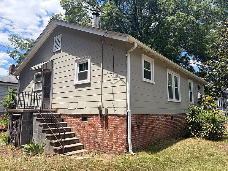1706 Southgate St — Photo 13