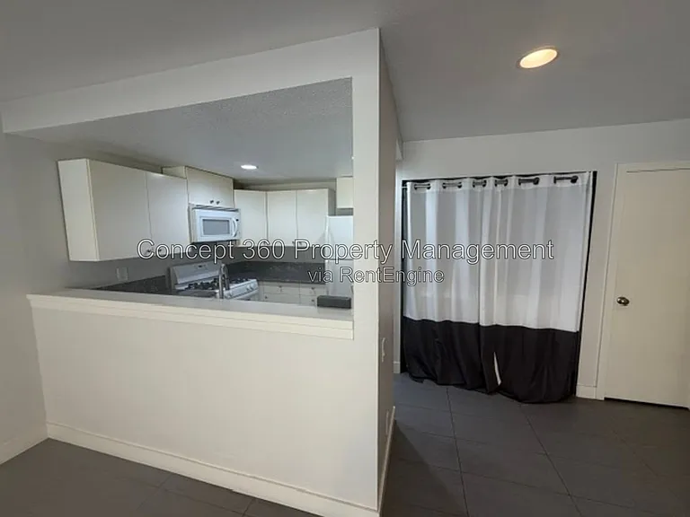 1381 S Walnut St #2203 — Photo 17
