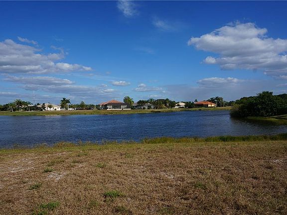 2nd image of 17426 Oro Ct