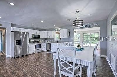 1st image of 64 Kent Dr