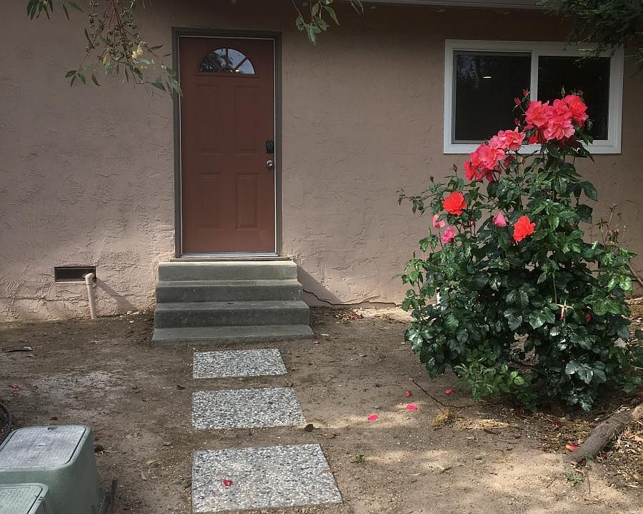 Private entrance